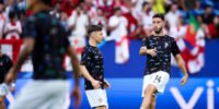 لاعبو البرتغال يجرون عمليات الإحماء قبل مواجهة جورجيا