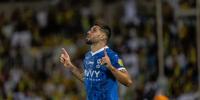 إحصائيات الشوط الأول بين الهلال والخلود